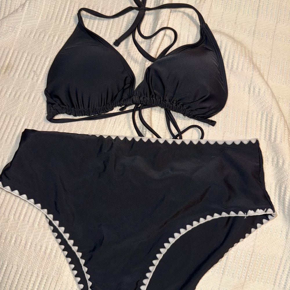 SHEIN Black and White Bikini Set with Elegant Trim